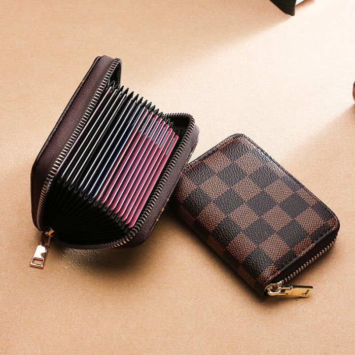 RFID Blocking Card Wallet with Coin Pocket - 11 Card Slots Checkered PU Leather