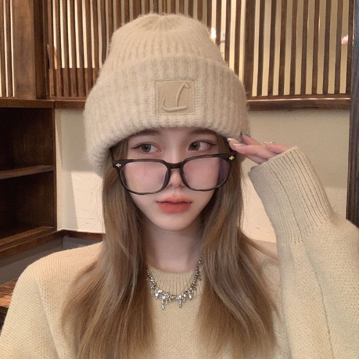 Women's Chunky Knit Beanie - Slouchy Warm Winter Hat with Ear Protection