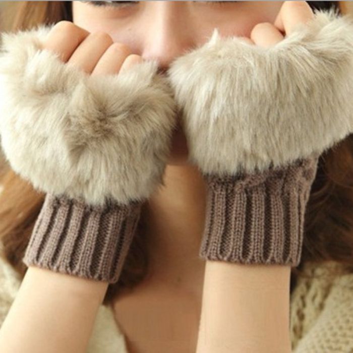 Women's Knit Half-Finger Touchscreen Gloves - Plush Lined Winter Warmth