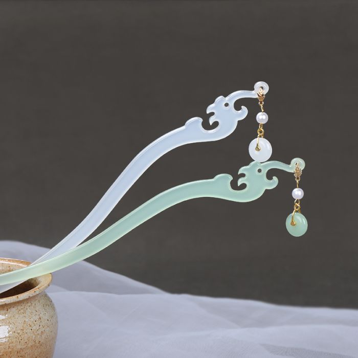 Vintage Jade Rabbit Hairpin - Retro Chinese Style Hair Accessory for Hanfu & Cheongsam