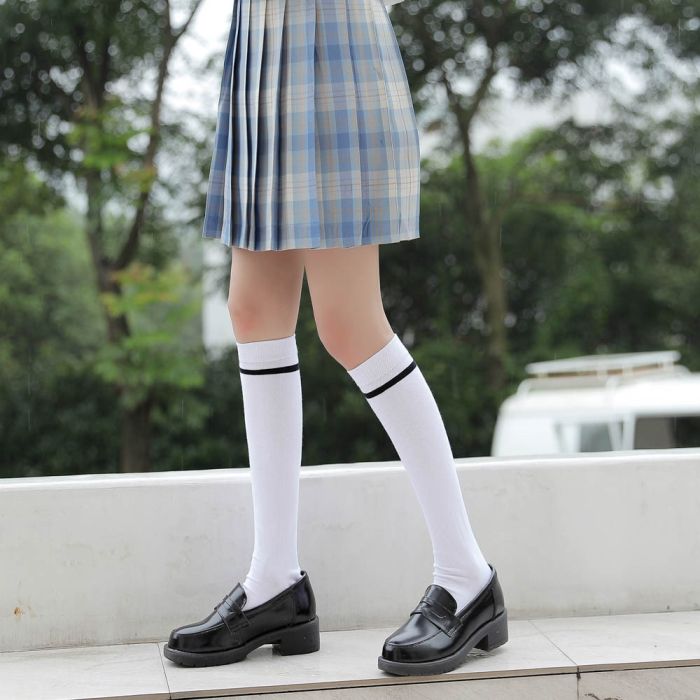 Women's Cotton Striped Knee-High Socks - Breathable & Comfortable Japanese Style Crew Socks