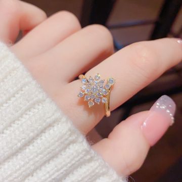 Japanese Style Rotating Zircon Open Ring - Unique Floral Design Adjustable Gold Ring