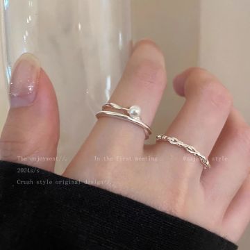 Adjustable Bow Pearl Ring - Korean Style Minimalist Design