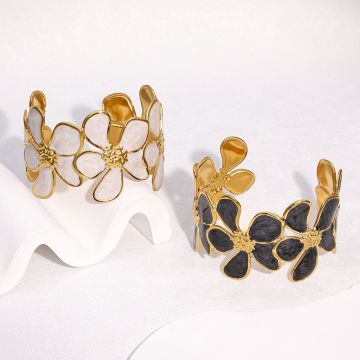18K Gold Plated Stainless Steel Flower Design Open Bangle Bracelet - Premium Lightweight Luxury Jewelry