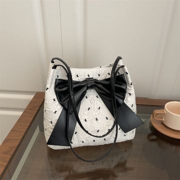Chic Korean Style Butterfly Bow Dotted Tote Bag - Spacious Shoulder Handbag for Women Spring 2026