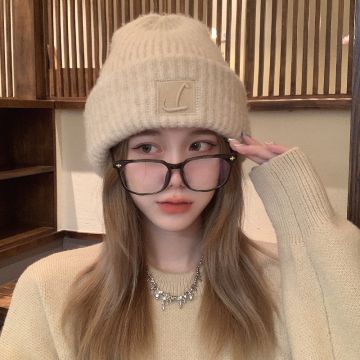 Women's Chunky Knit Beanie - Slouchy Warm Winter Hat with Ear Protection