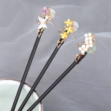 Handmade Wooden Hair Pin with Jade Buckle - Vintage Chinese Style Hair Stick for Hanfu & Cheongsam