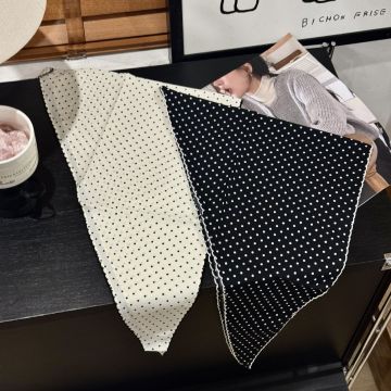 2026 New Chic Polka Dot Cotton Scarf - French Style Triangular Neck Scarf for Women